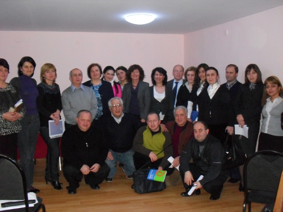 სსიპ - განათლების ხარისხის განვითარების ეროვნული ცენტრის ორგანიზებით 2011 წლის 16-20 თებერვალს ჩატარდა ტრენინგების ციკლი.