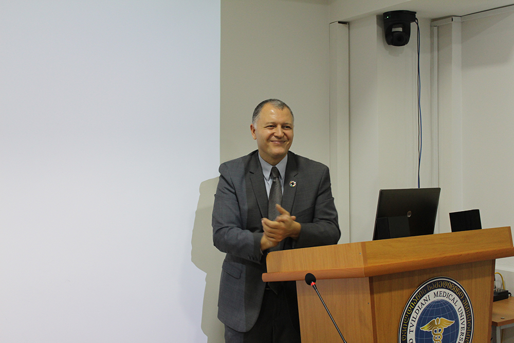 პროფესორ გიორგი ფხაკაძის საჯარო ლექცია