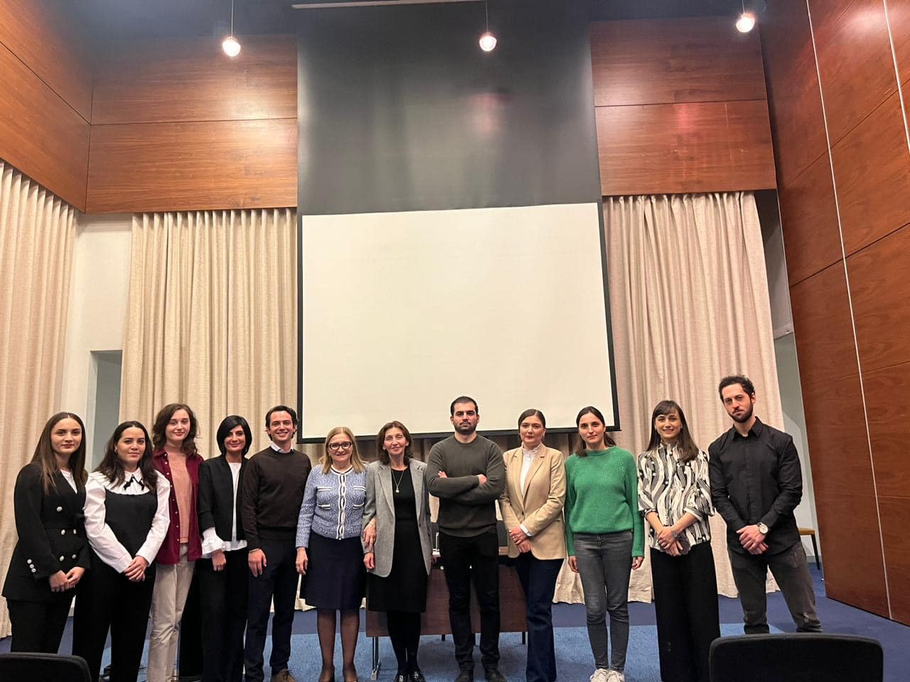 დეკემბერი ინფანტილური ეპილეფსიური სპაზმების ცნობადობის ამაღლების თვე